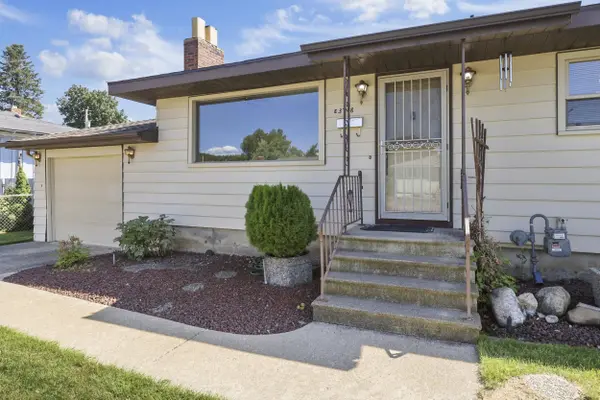 3718 E Carlisle Ave, Spokane, WA 99217