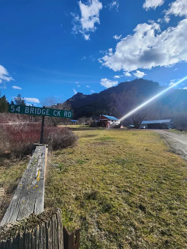 54 Bridge Creek Rd, Wilbur, WA 99140