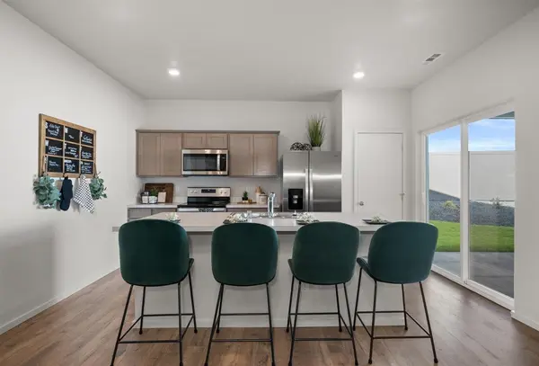 86 S Airlift St, Airway Heights, WA 99001