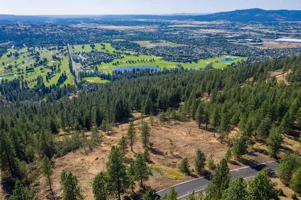 211 N West Starr Ln, Liberty Lake, WA 99019