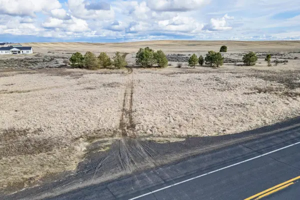 000 28 Hwy, Davenport, WA 99122