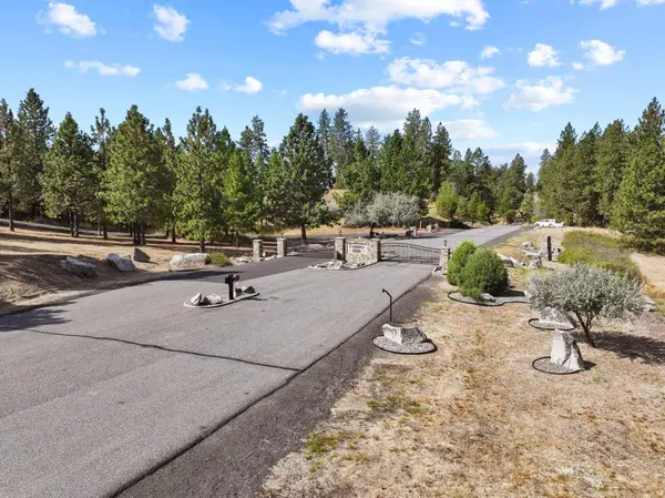 NKA N Cliff Ln #27345.9137, Spokane, WA 99208
