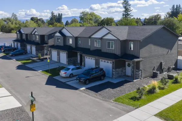 11904,11905,119 E Spruce Ln, Spokane Valley, WA 99206