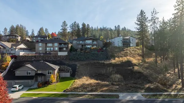 9406 N Phoebe St, Spokane, WA 99208