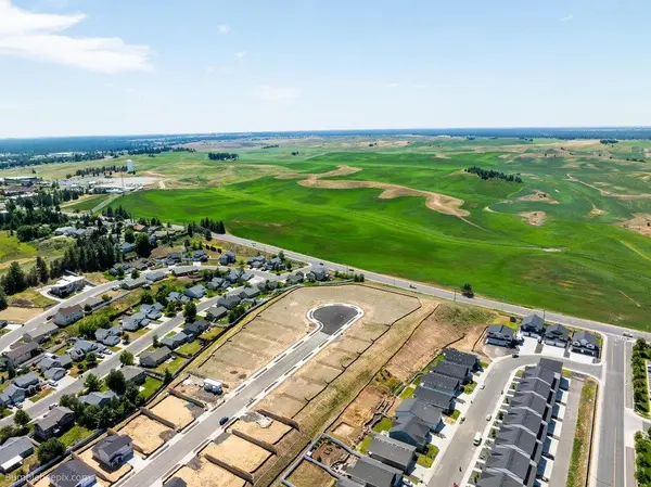 1003 Steptoe View Ln, Cheney, WA 99004
