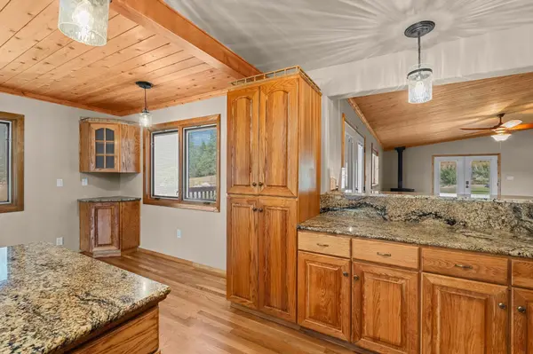 1381 Little Twin Lakes Rd, Colville, WA 99114