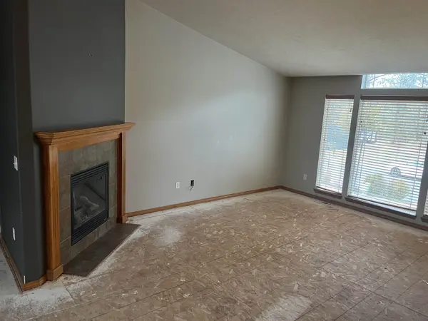 712 E Bonnie Lynn Ln, Colbert, WA 99005