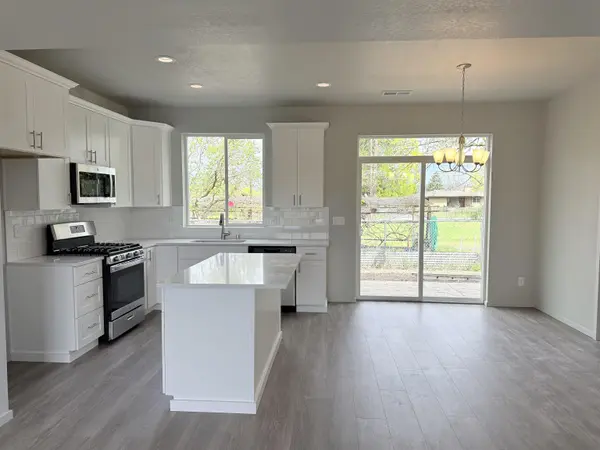 9511 E Michielli Ln, Spokane Valley, WA 99206