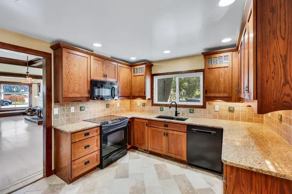 801 W 4th St, Newport, WA 99156
