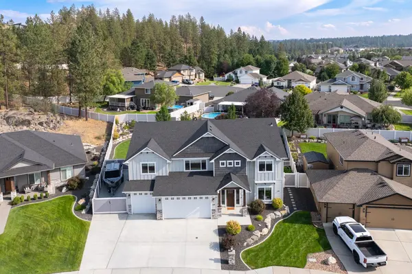 110 E Sapphire Ln, Spokane, WA 99208
