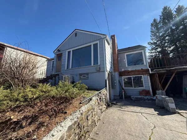 1275 NE Valley Rd, Pullman, WA 99163