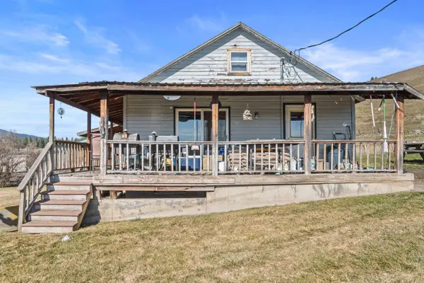 3031 Hall Creek Rd, Inchelium, WA 99138