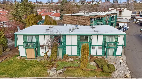 2121 E Upriver Dr ##3, Spokane, WA 99207