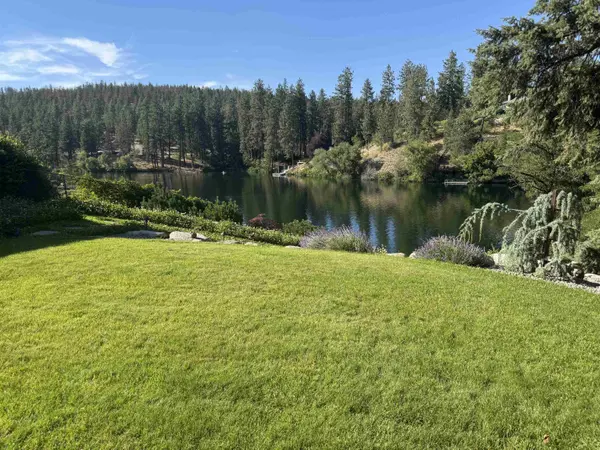 7515 E South Riverway Ave, Spokane Valley, WA 99212