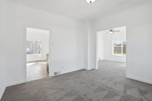 5604 N Regal St, Spokane, WA 99208