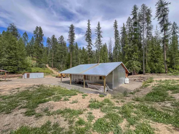 3402 Larkspur WAY, Kettle Falls, WA 99141