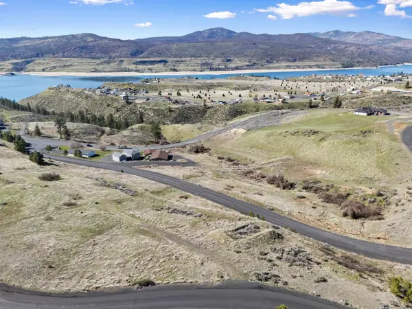 41025-41035 Scenic Dr. N, Seven Bays, WA 99122