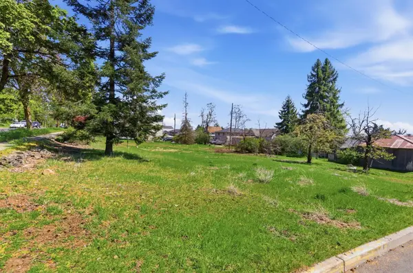 7 5th St, Cheney, WA 99004