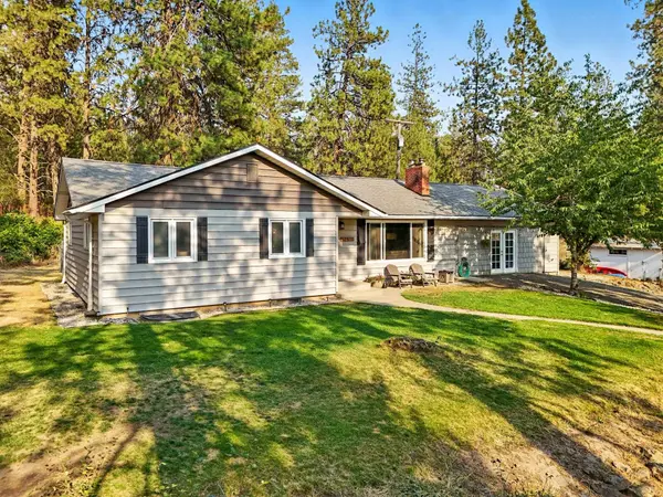 12511 S State Route 904 Hwy, Cheney, WA 99004
