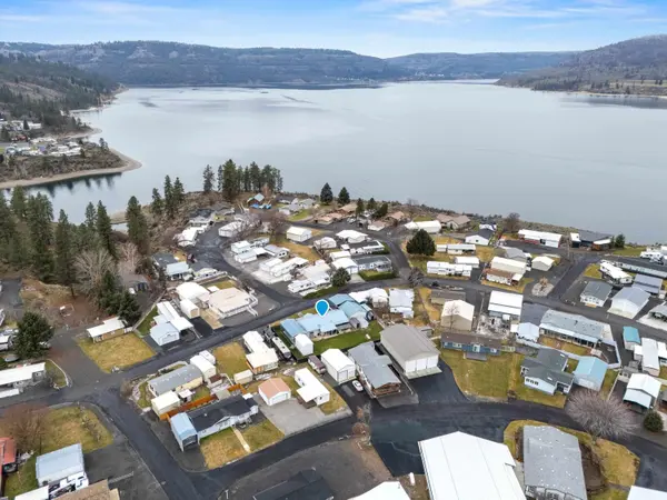 2303 Ponderosa Circle, Seven Bays, WA 99122