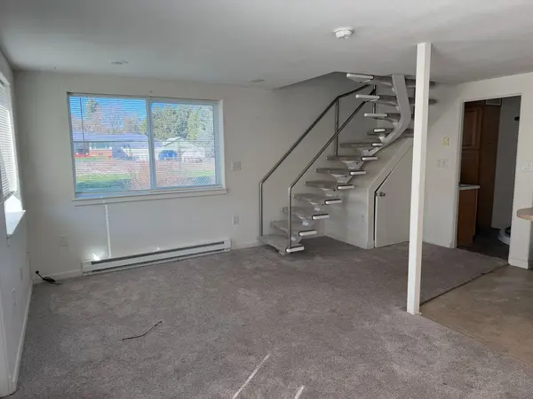 206 W Pearl St, Oakesdale, WA 99158