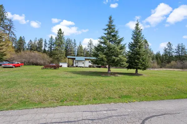 972 Lenora Dr, Usk, WA 99180