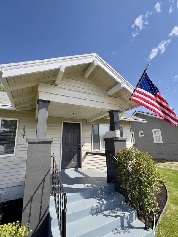1027 E Courtland Ave, Spokane, WA 99207