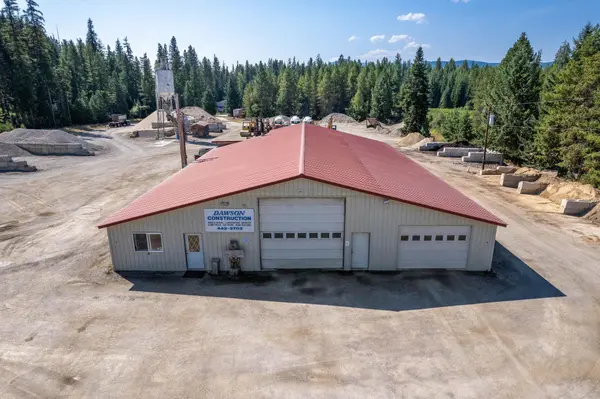 116 Sullivan Lake Rd, Ione, WA 99139