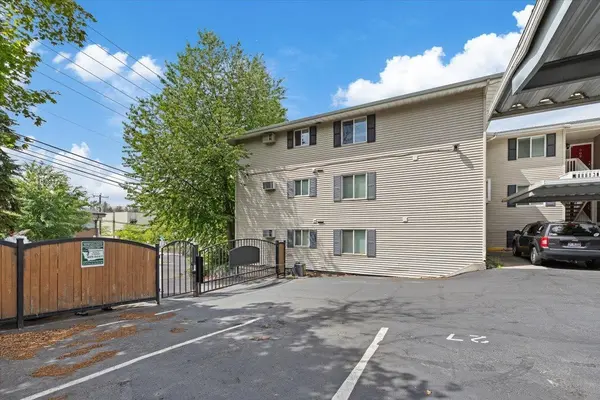 837 S Cowley St #301, Spokane, WA 99202