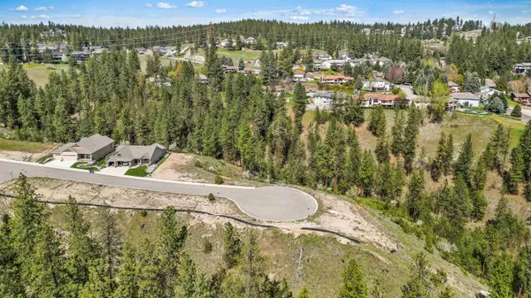 5102 N Scenic Ln, Spokane, WA 99212