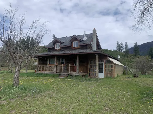 3383 Hwy 25 N #16 Hwy, Northport, WA 99157