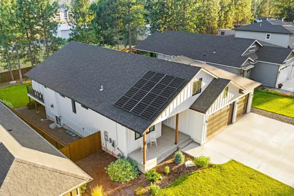 916 E Farwell Rd, Spokane, WA 99208