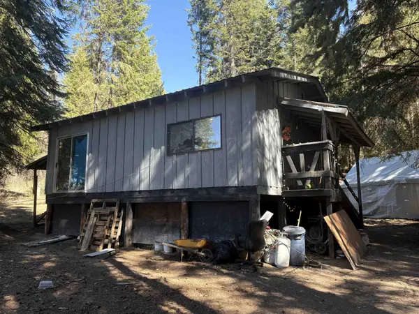 1394 Peterson Swamp Rd, Colville, WA 99114