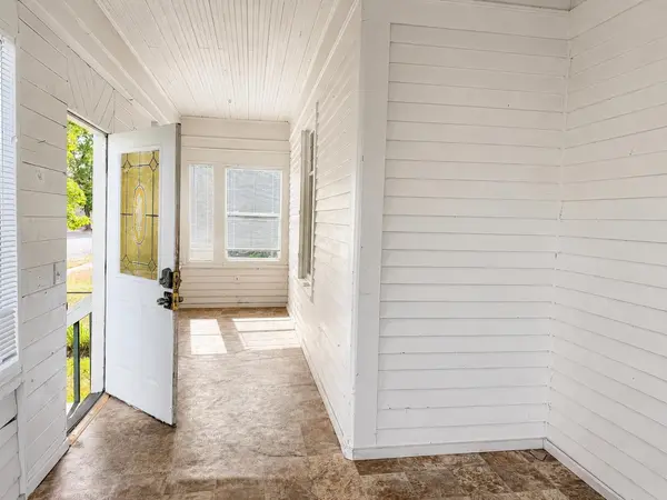 1011 E Augusta Ave, Spokane, WA 99207