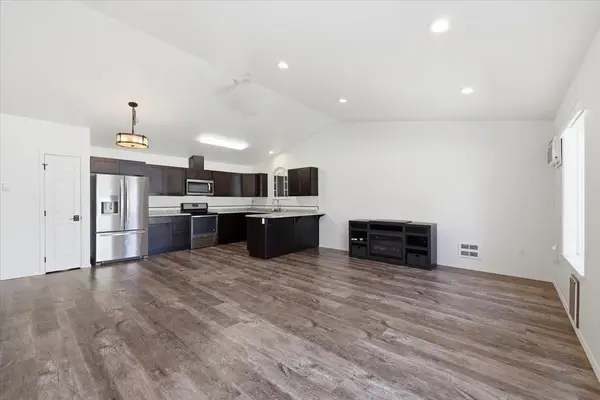 420 / 422 N Pierce Ln, Spokane Valley, WA 99206