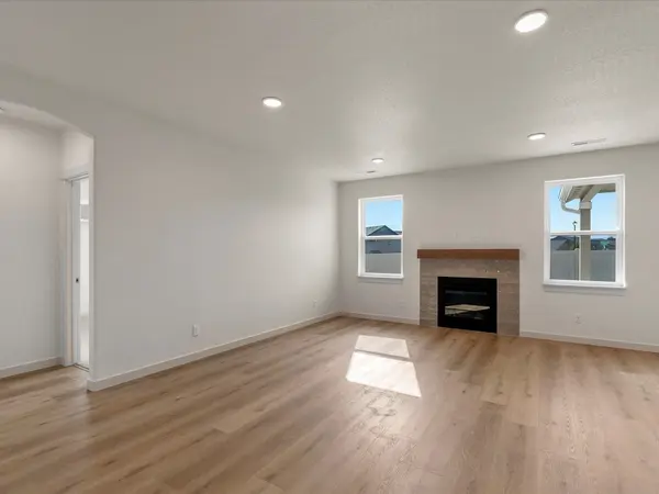 1609 W 67th Ave, Spokane, WA 99224
