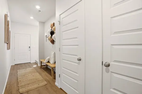 5813 S Bernard St, Spokane, WA 99224
