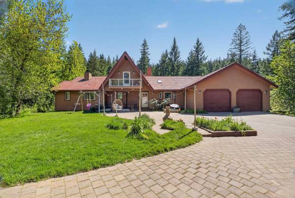 19202 E Elliot Rd, Mead, WA 99021