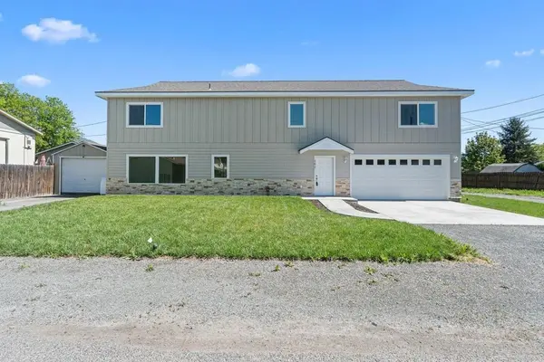 915 W Main St, Chewelah, WA 99109