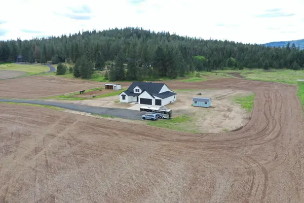 26433 N Spotted Rd, Deer Park, WA 99006