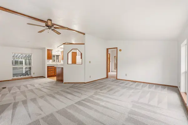 208 S Neyland Dr #48, Liberty Lake, WA 99019