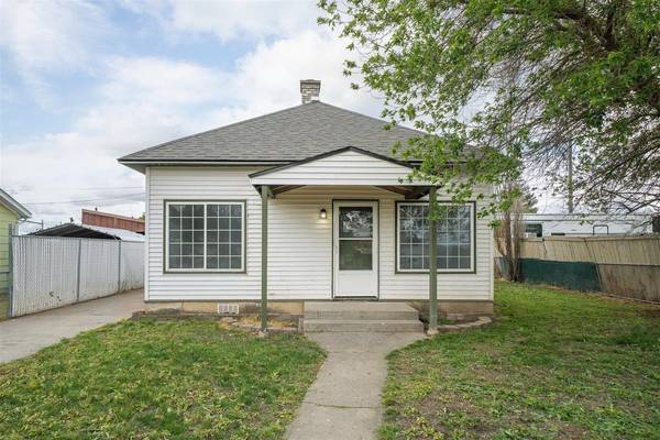 405 W 5th St, Sprague, WA 99032