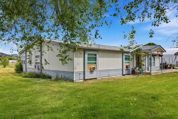 17621 E Mission Ave, Spokane Valley, WA 99016