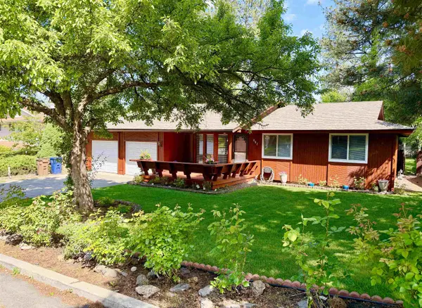 407 E SHILOH HILLS Dr, Spokane, WA 99208