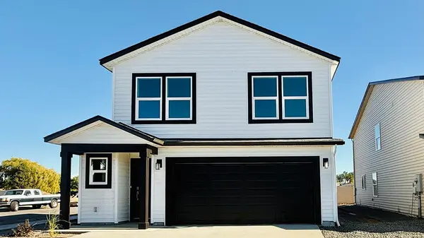 1524 E A St, Deer Park, WA 99006