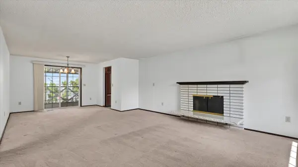 608 W Regina Ave, Spokane, WA 99218