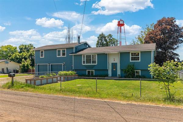 5405 N Lynden Rd, Otis Orchards, WA 99027