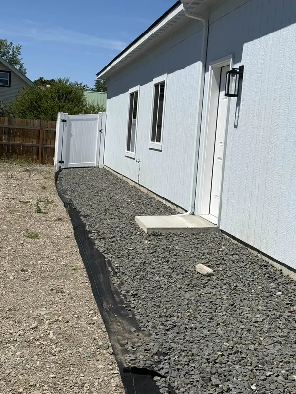 407 N Martini Ln, Spokane Valley, WA 99206