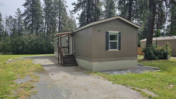 5 Columbia Dr ##13, Kettle Falls, WA 99141