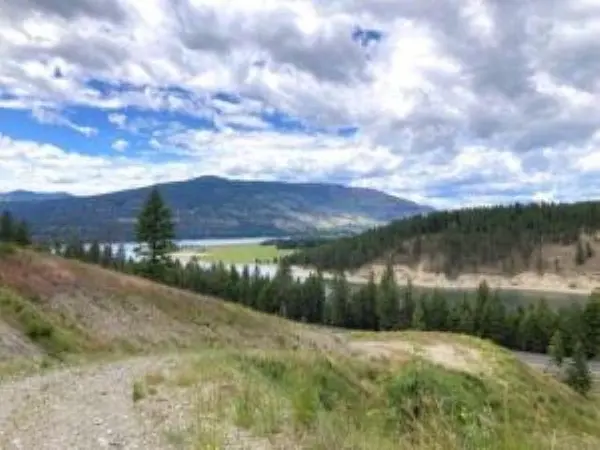 1381 #B S HWY 25 Hwy, Kettle Falls, WA 99141-9941